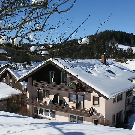 ゲストハウス Gastehaus Weiss