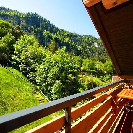 Gastehaus Weiss Guest house