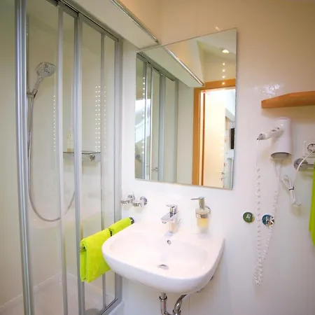 Gastehaus Weiss Guest house